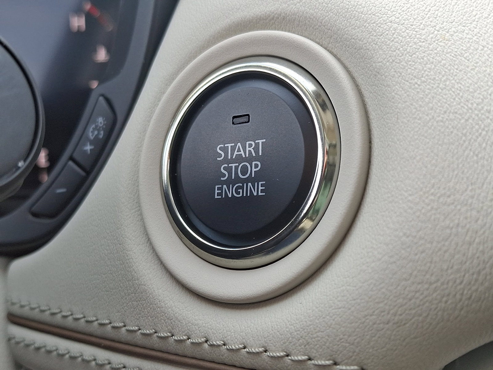 Certified 2025 MAZDA CX-90 3.3 Turbo S w/ Premium Package image 24