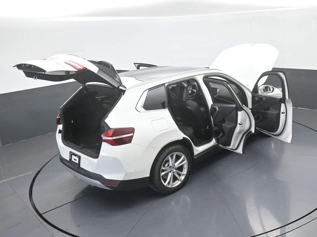 Used 2025 BMW X3 xDrive30i AWD/4WD image 76