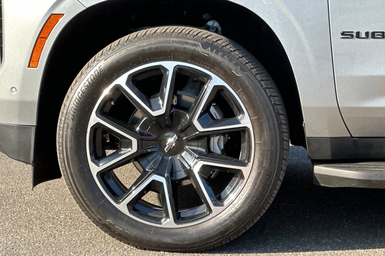 Certified 2025 Chevrolet Suburban RST image 29