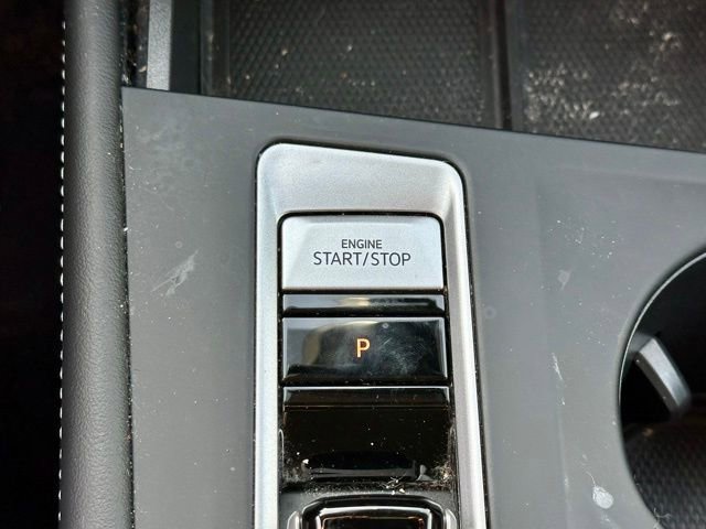 Used 2024 Volkswagen Atlas SE image 29