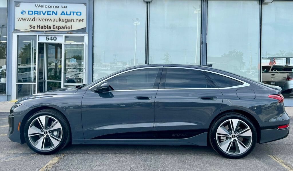 Used 2025 Audi A6 e-tron Premium Plus w/ Premium Plus RWD image 37