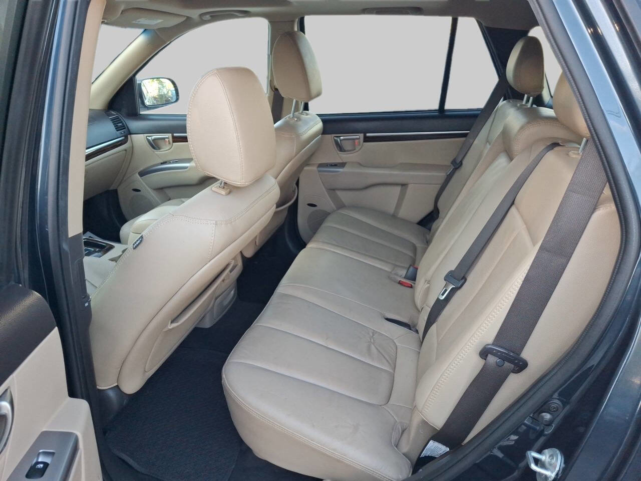 Used 2012 Hyundai Santa Fe Limited w/ Navigation Pkg 4 image 12