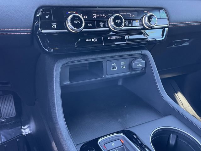 New 2025 Honda Pilot Sport image 19