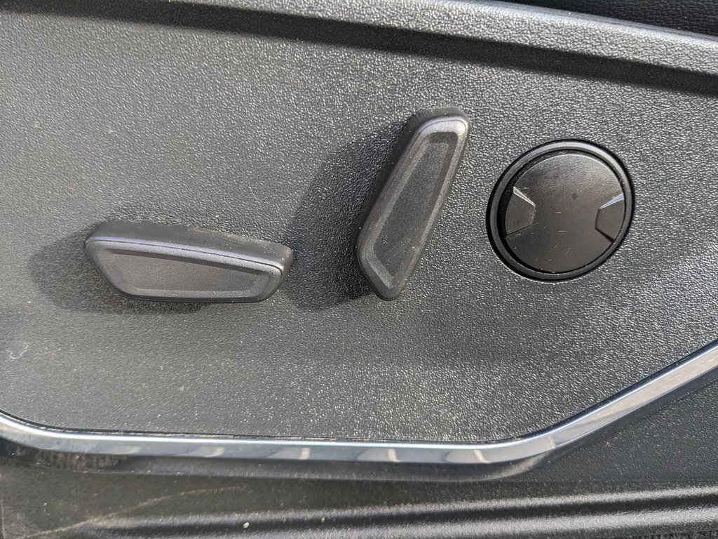 Used 2023 Ford F250 Lariat w/ Chrome Package image 55