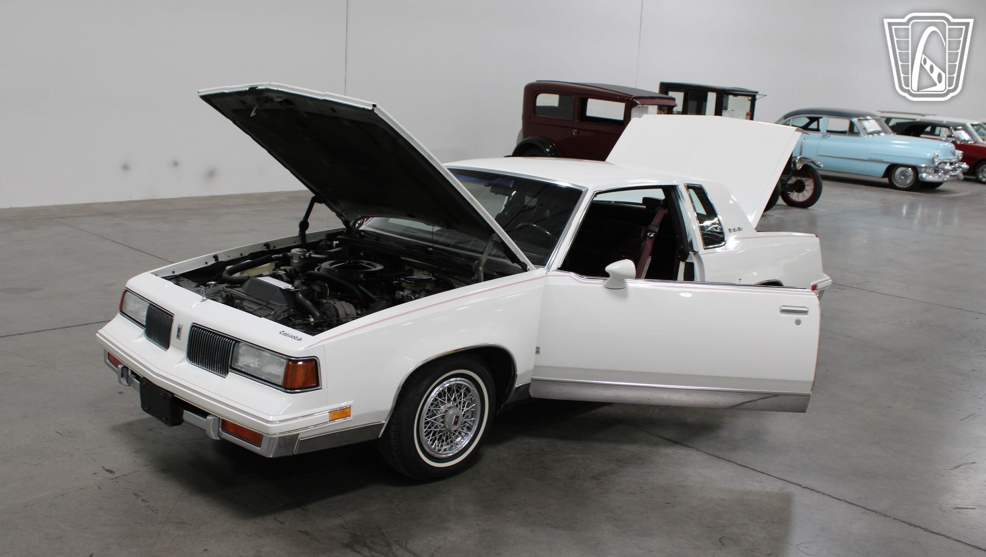 Used 1988 Oldsmobile Cutlass Supreme Classic Brougham RWD image 27