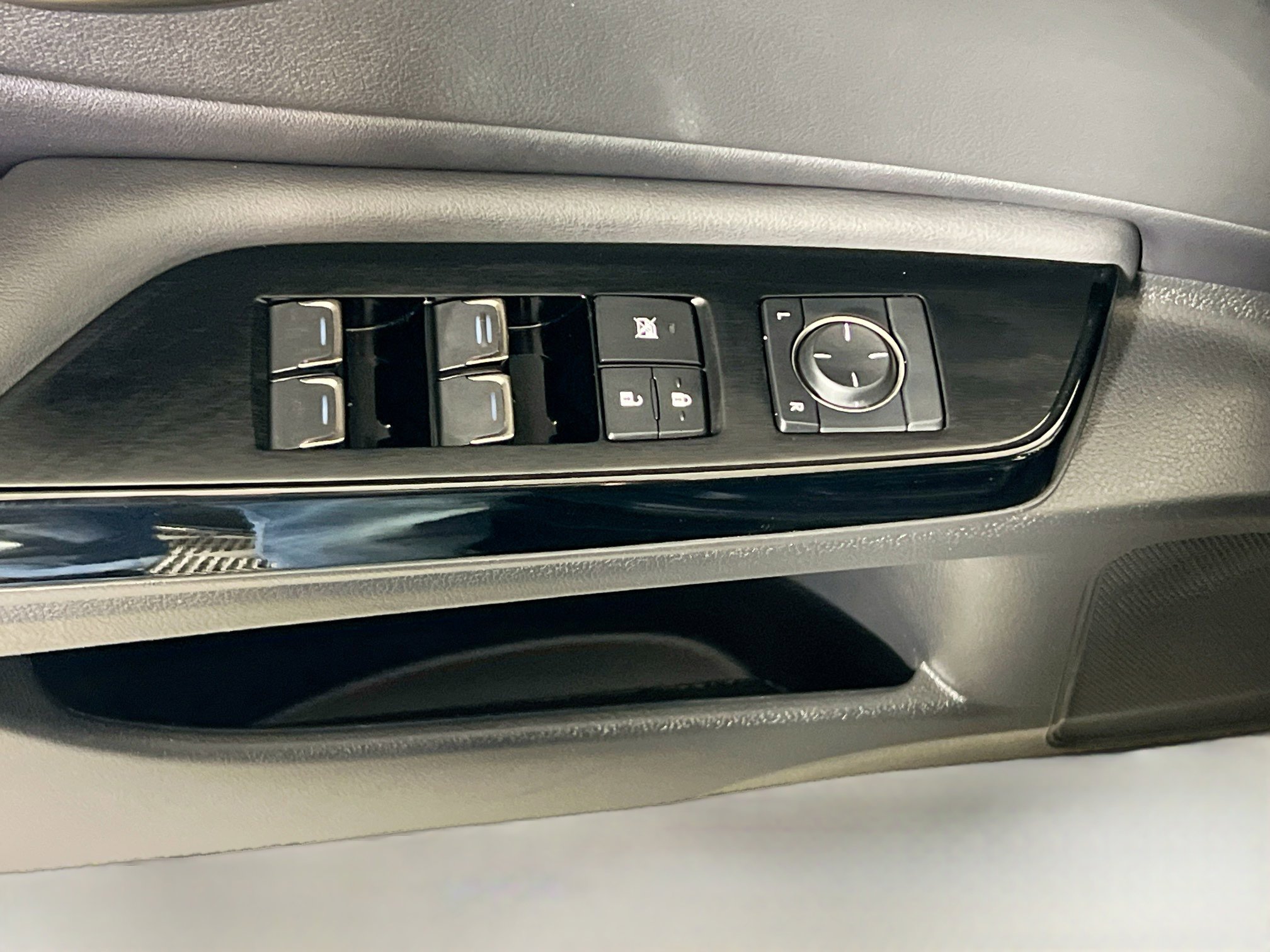 Used 2023 Lexus ES 350 w/ Accessory Package (Z1) FWD image 16