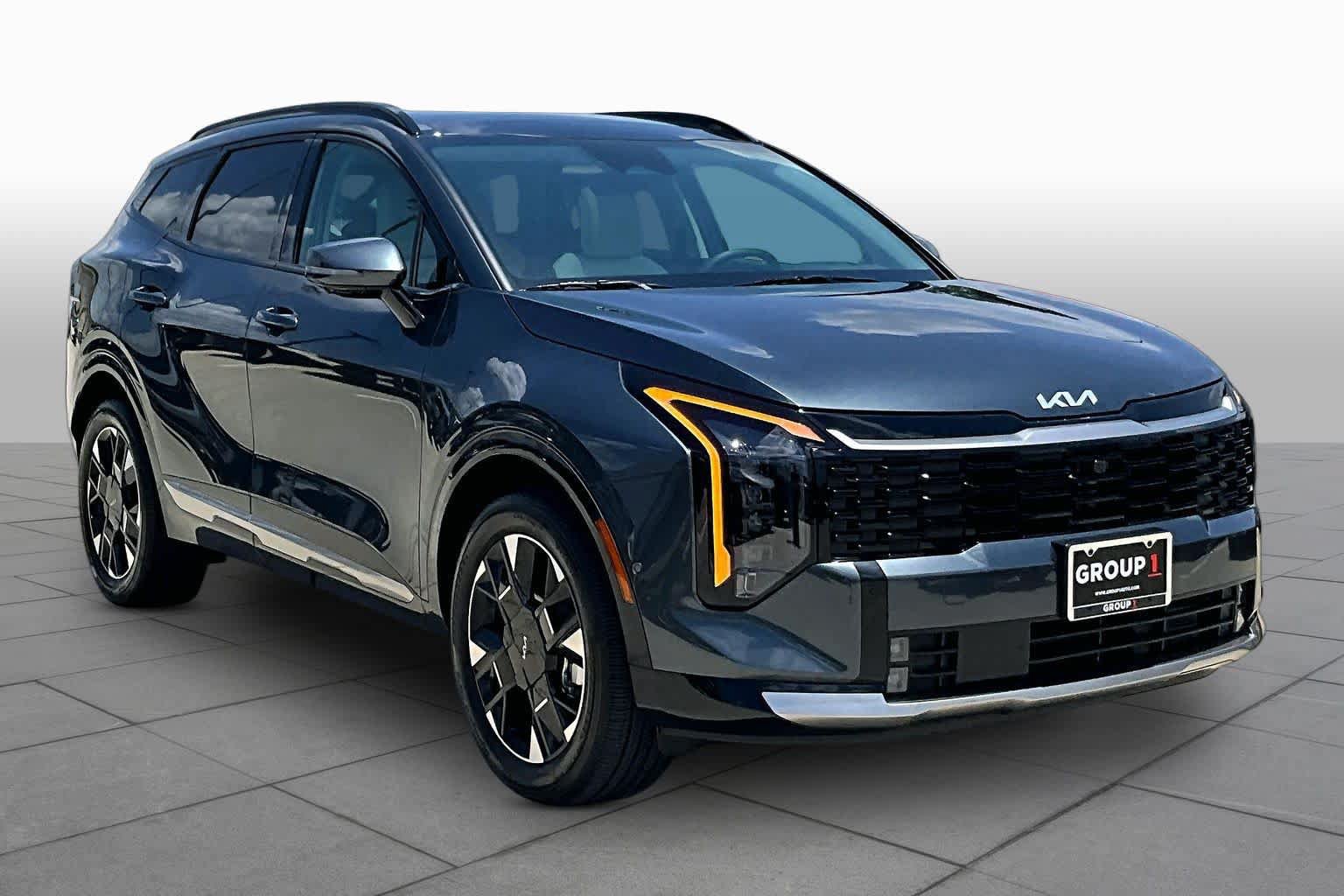 Certified 2026 Kia Sportage SX Prestige AWD/4WD image 3