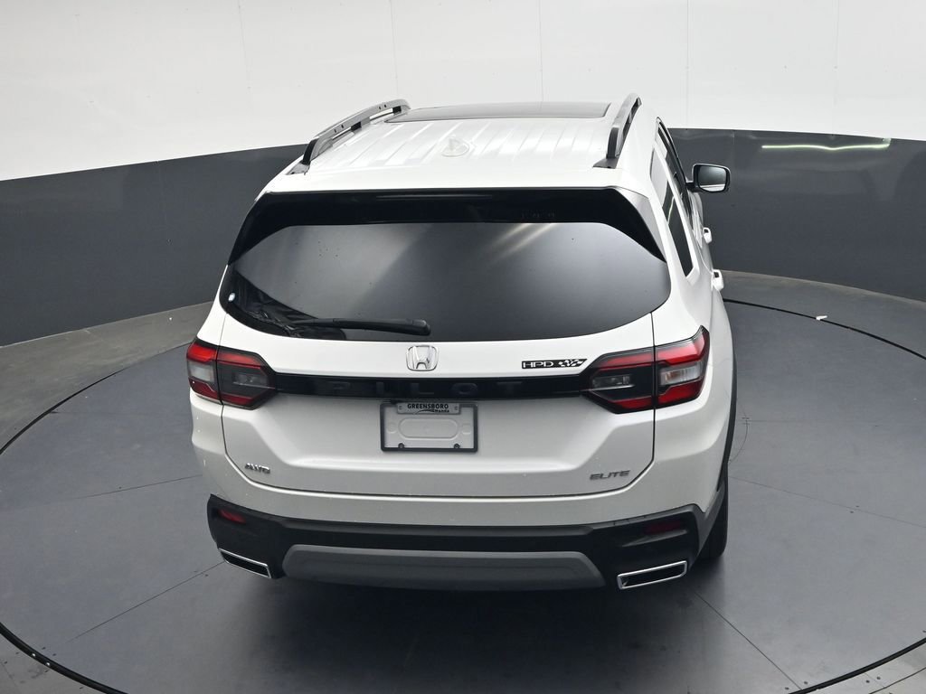 Used 2023 Honda Pilot Elite image 23