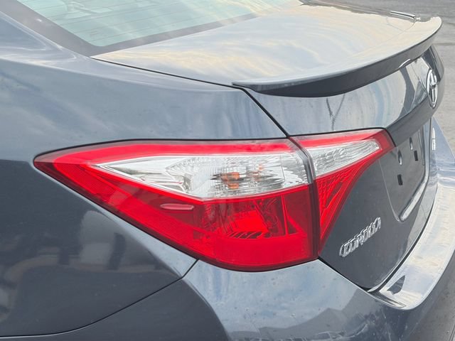 Used 2015 Toyota Corolla LE FWD image 33