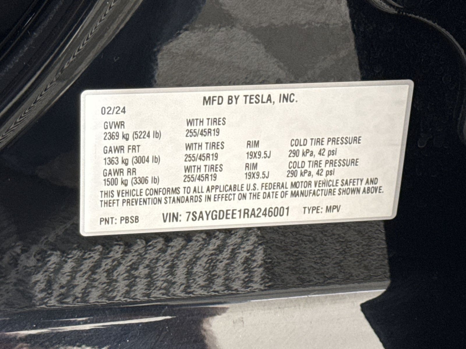 Used 2024 Tesla Model Y Long Range AWD/4WD image 29