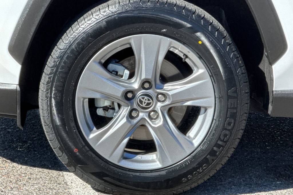 Certified 2025 Toyota RAV4 XLE AWD/4WD image 26