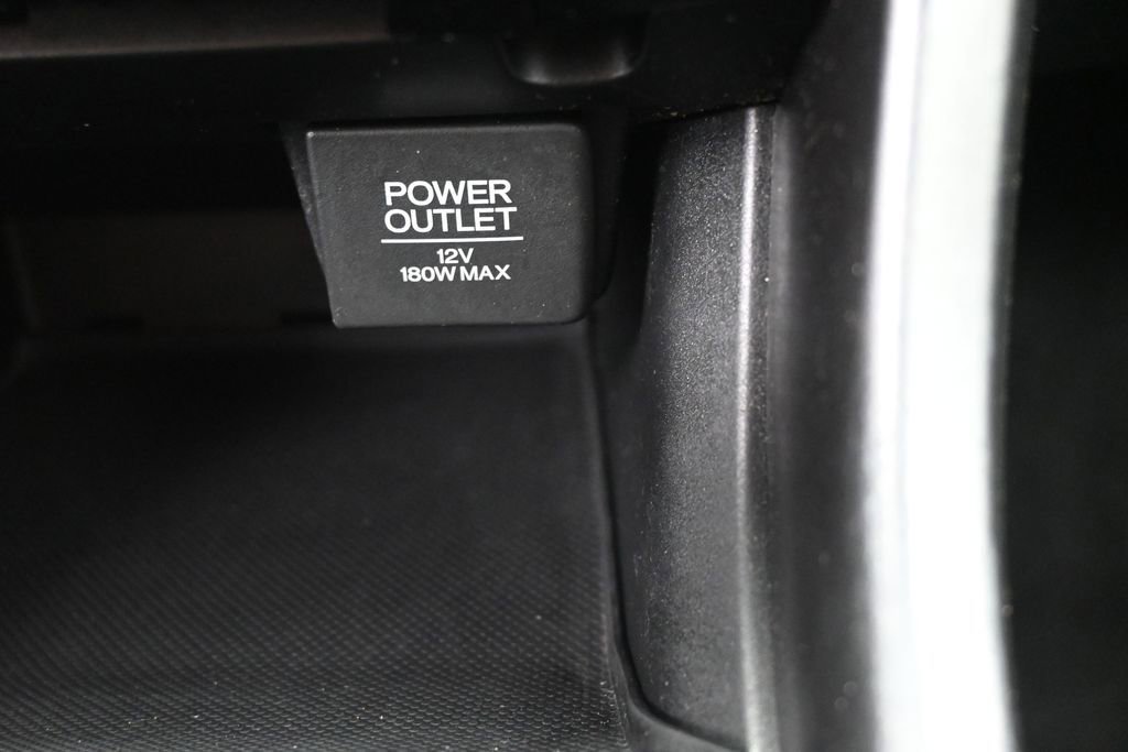 Used 2017 Honda Accord Sport image 9
