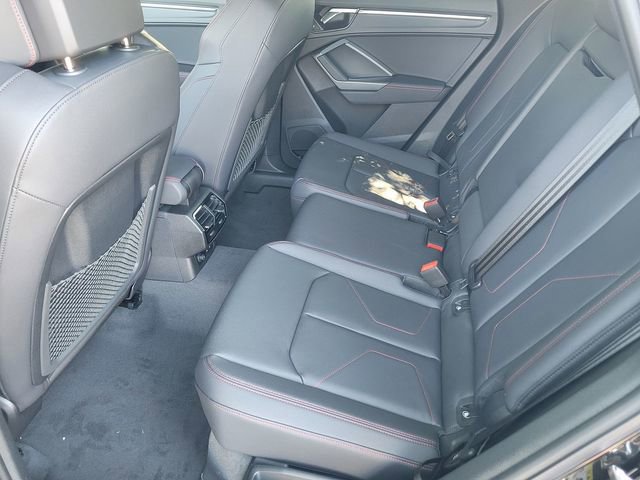 Used 2025 Audi Q3 2.0T Premium Plus w/ Premium Plus Package image 8