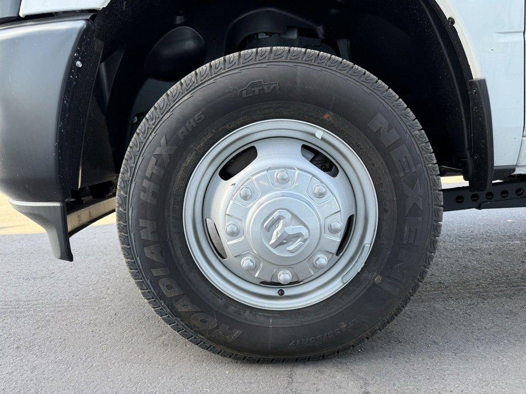 Used 2024 RAM 3500 Tradesman image 9
