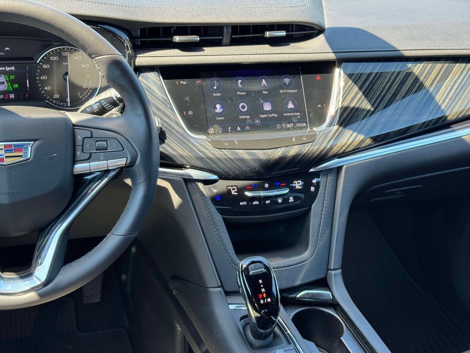 Used 2024 Cadillac XT6 Premium Luxury AWD/4WD image 3