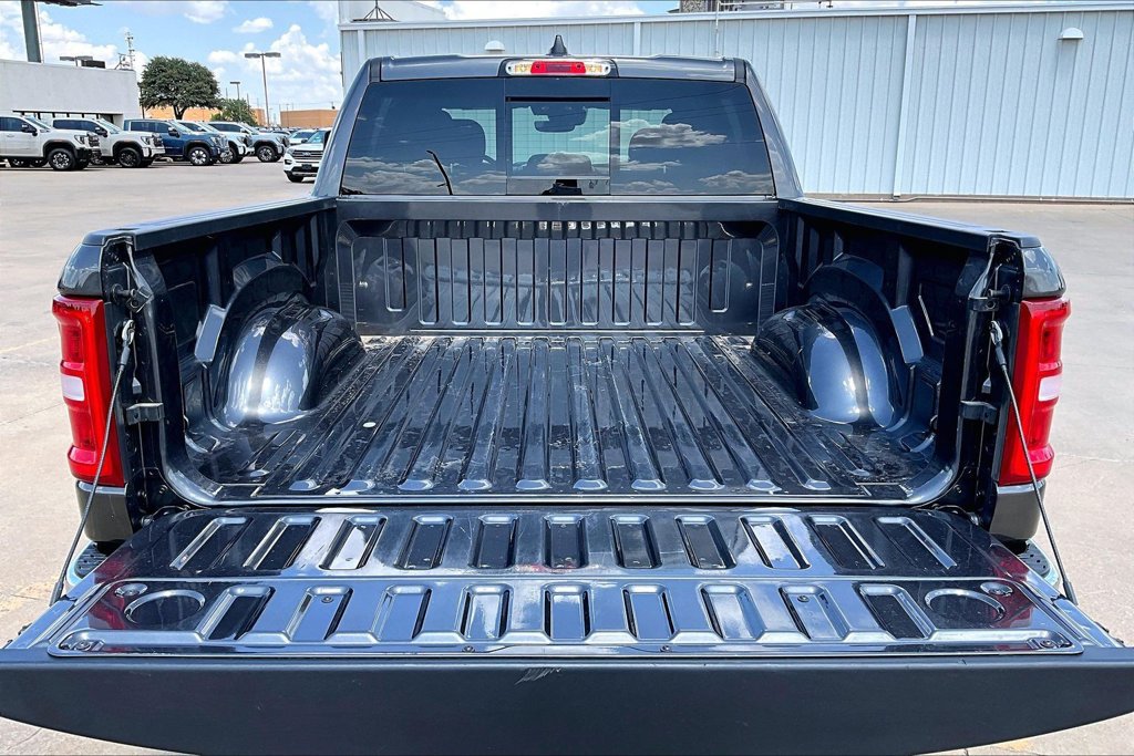 Used 2025 RAM 1500 Lone Star RWD image 33