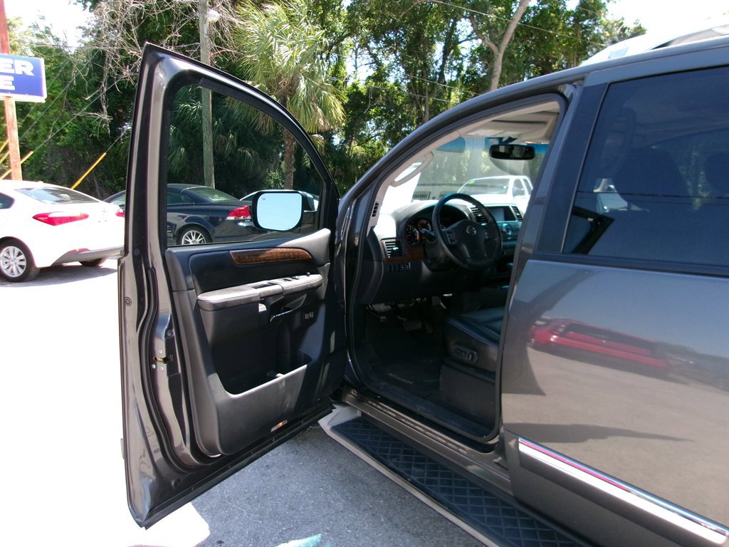 Used 2011 Nissan Armada SL w/ DVD FES Pkg RWD image 11