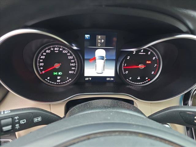 Used 2019 Mercedes-Benz GLC 300 4MATIC image 20