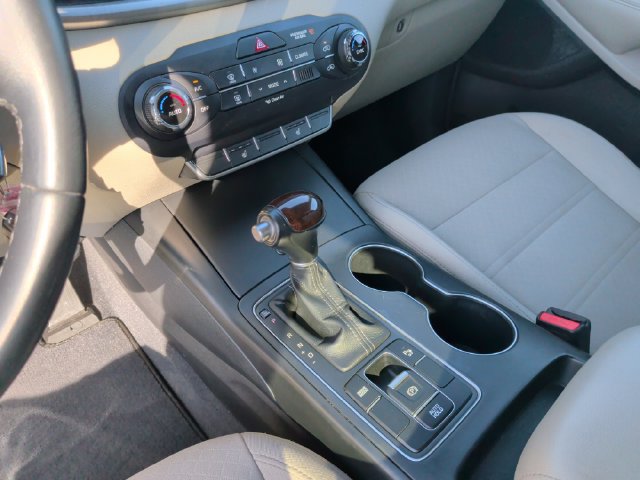Used 2017 Kia Sorento FWD w/ LX Convenience Package image 21