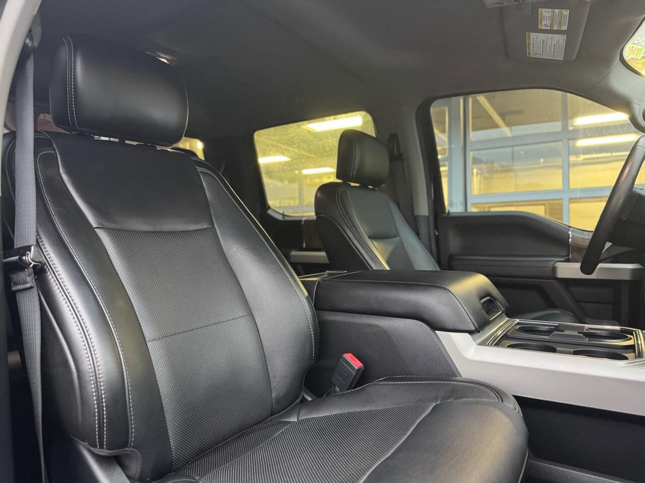 Used 2019 Ford F250 Lariat w/ Lariat Value Package AWD/4WD image 48