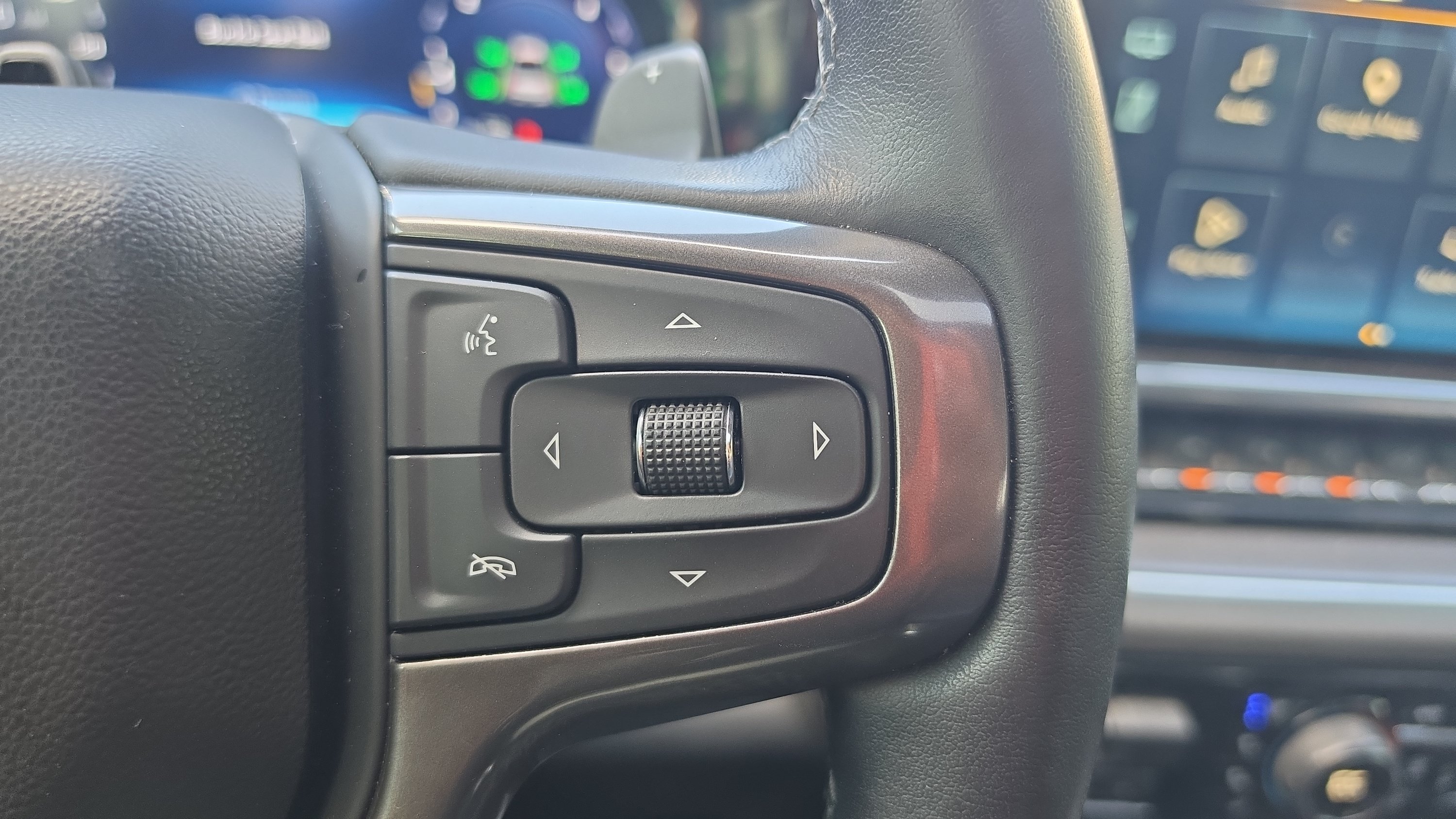 Used 2024 Chevrolet Silverado 1500 High Country AWD/4WD image 14