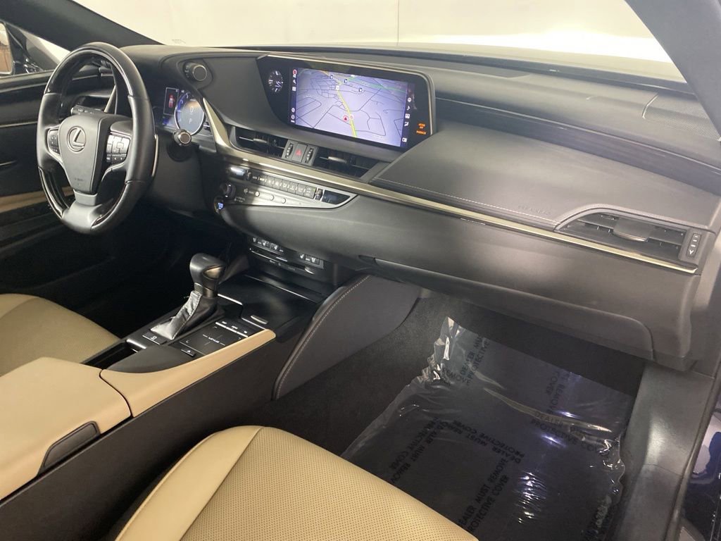 Certified 2020 Lexus ES 350 w/ Premium Package FWD image 32