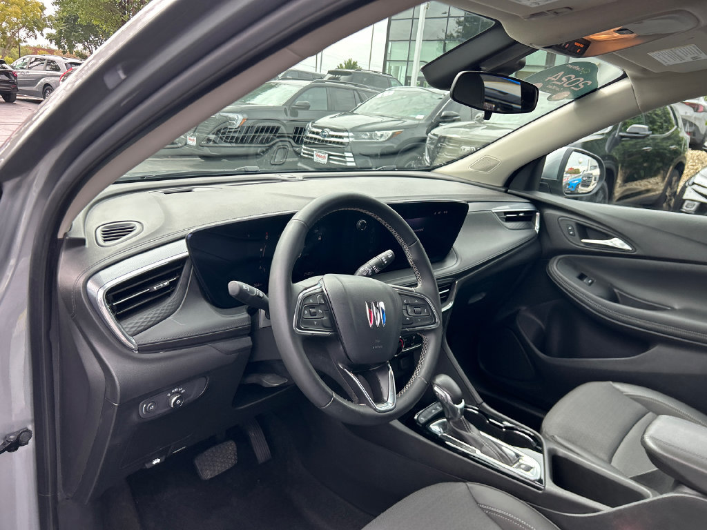 Certified 2024 Buick Encore GX Preferred FWD image 19