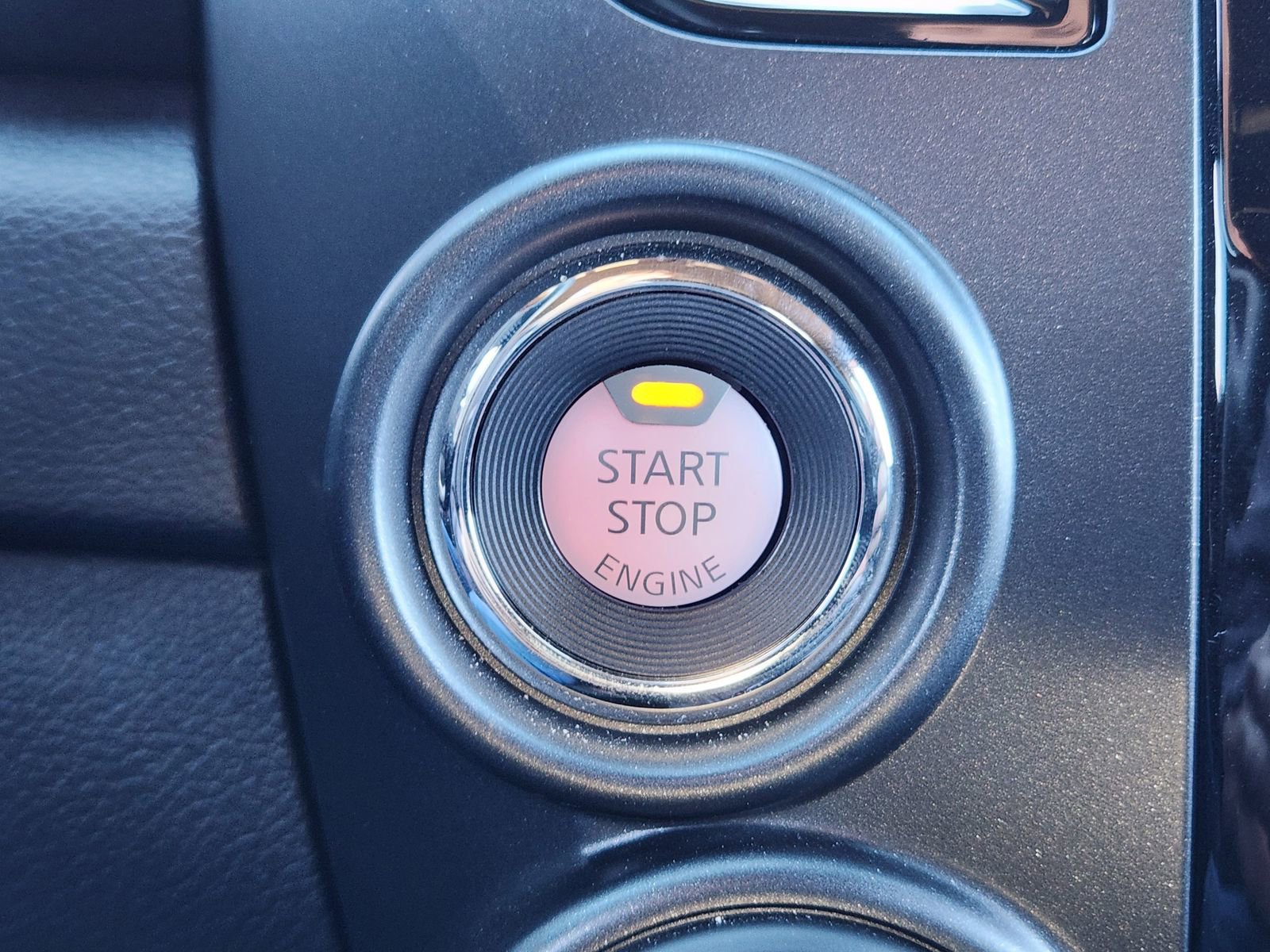 Used 2024 Nissan Titan PRO-4X w/ Pro-4x Utility Package image 24