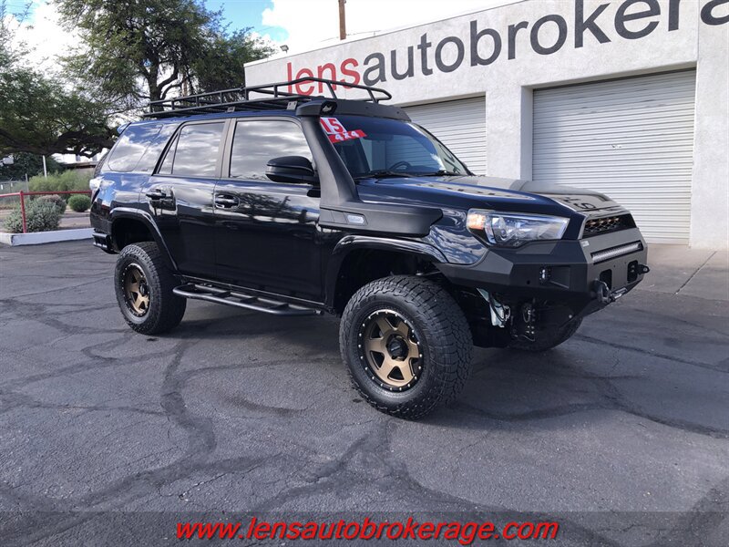 Used 2015 Toyota 4Runner SR5 AWD/4WD image 4