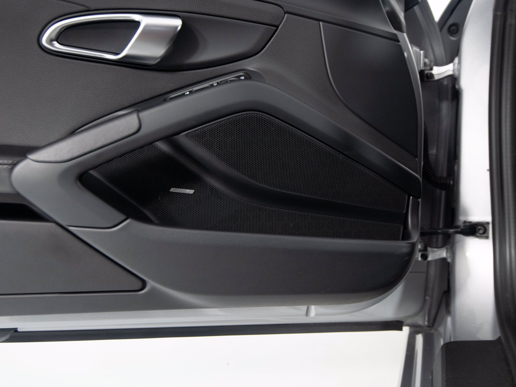 Certified 2024 Porsche 718 Cayman S RWD image 21
