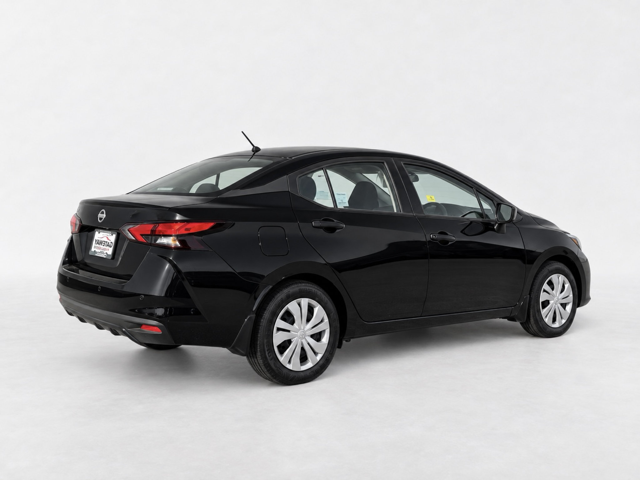 Used 2025 Nissan Versa S w/ Trunk Package FWD image 5