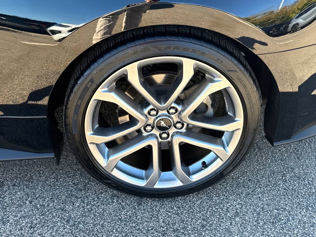 Used 2022 Ford Mustang GT Premium image 33