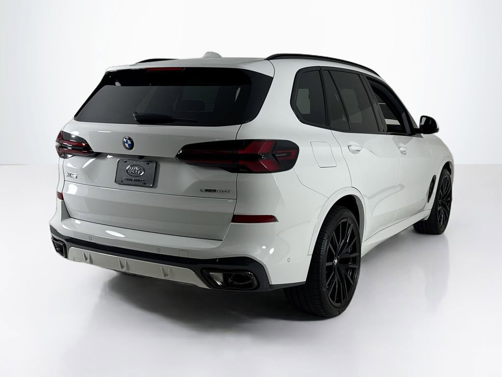 Used 2024 BMW X5 sDrive40i w/ M Sport Package image 5