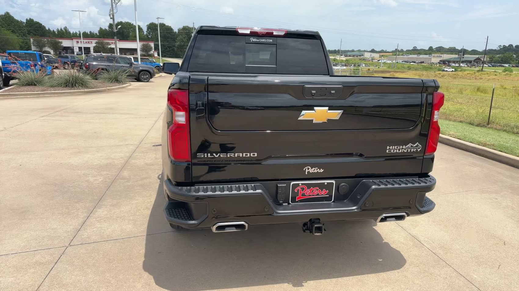 Used 2026 Chevrolet Silverado 1500 High Country AWD/4WD image 8