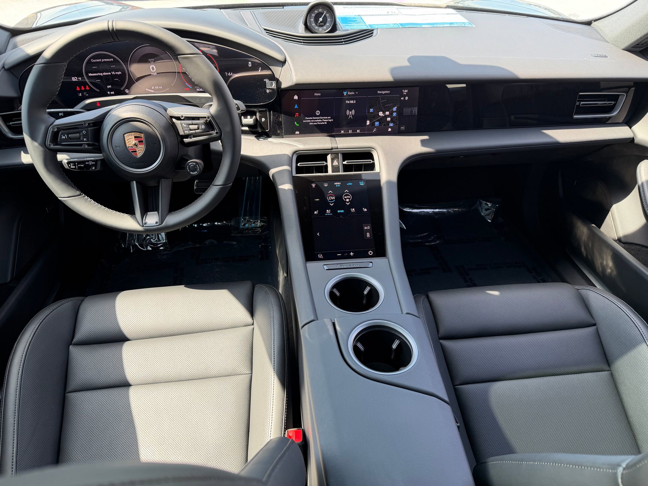 New 2026 Porsche Taycan 4S image 22