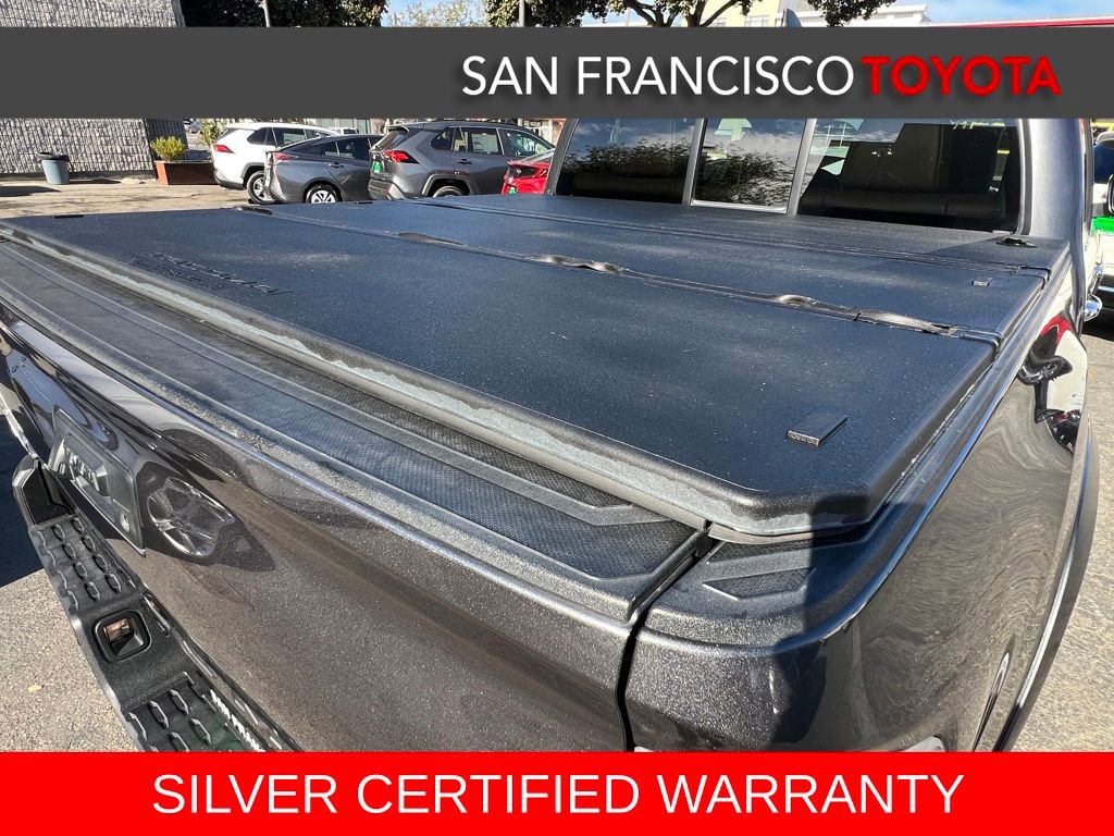 Used 2016 Toyota Tacoma Limited image 39