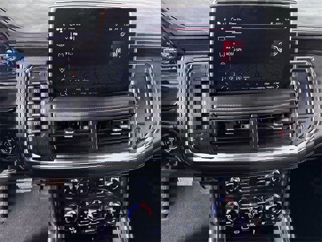 Used 2024 GMC Yukon AT4 w/ Technology Package image 13