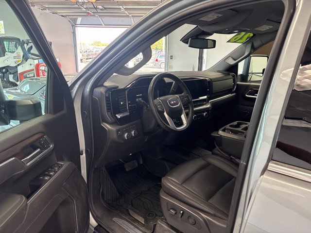 Used 2026 GMC Sierra 2500 SLT AWD/4WD image 14