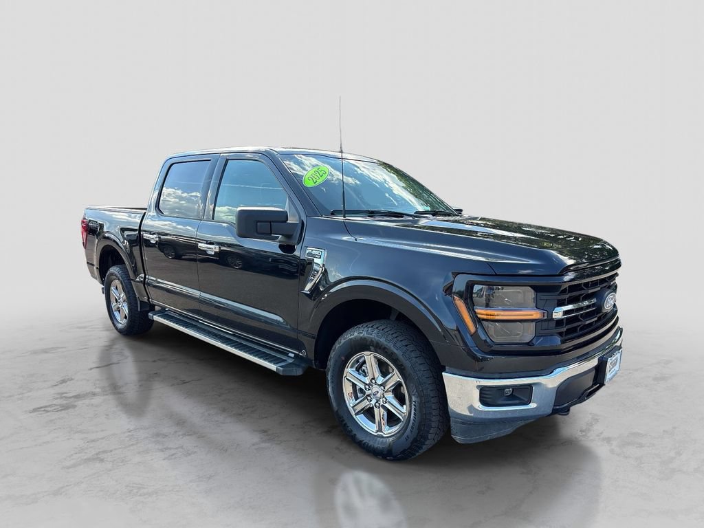 Used 2025 Ford F150 XLT w/ Equipment Group 301A Standard AWD/4WD image 7