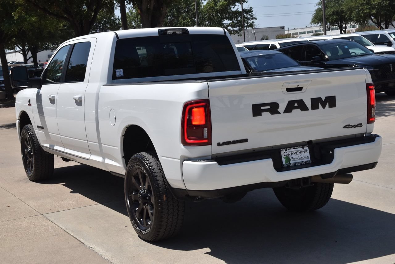 Used 2025 RAM 2500 Laramie w/ Night Edition AWD/4WD image 10