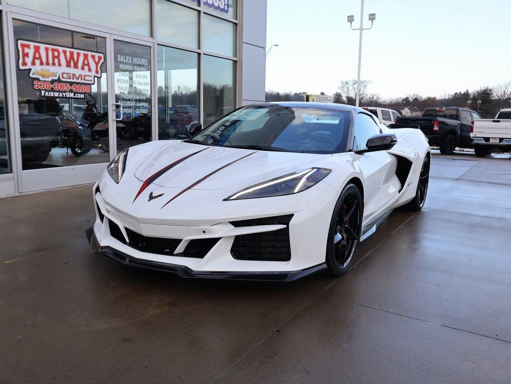 New 2026 Chevrolet Corvette E-Ray w/ Battery Protection Package image 6