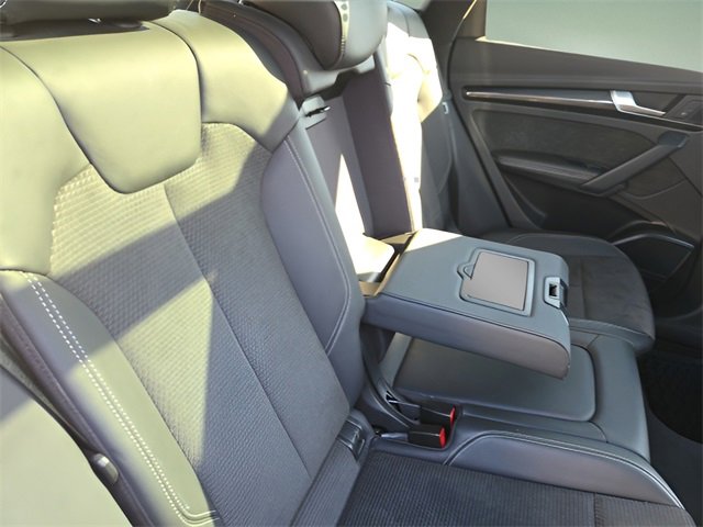 Used 2020 Audi SQ5 Premium Plus w/ Premium Plus Package image 32