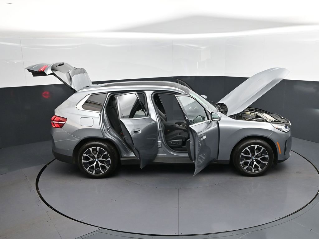 Certified 2025 BMW X3 xDrive30i w/ Premium Package image 50