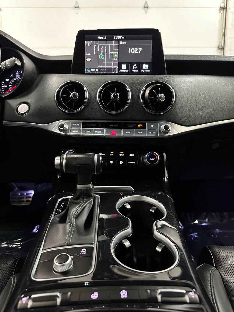 Used 2020 Kia Stinger GT-Line w/ Sun & Sound Package AWD/4WD image 24