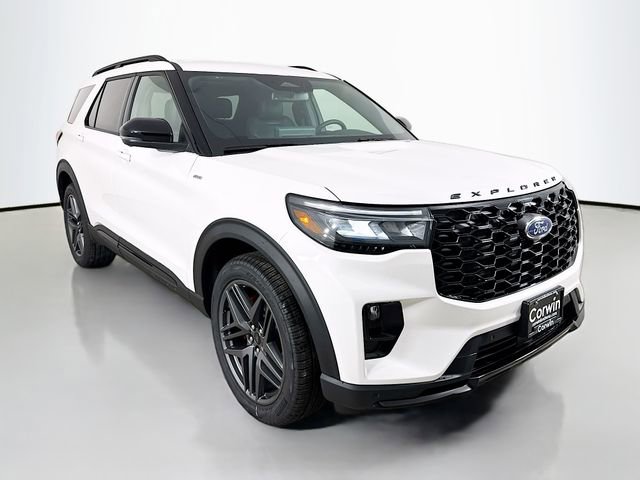 New 2026 Ford Explorer ST-Line w/ ST-Line Street Pack image 1