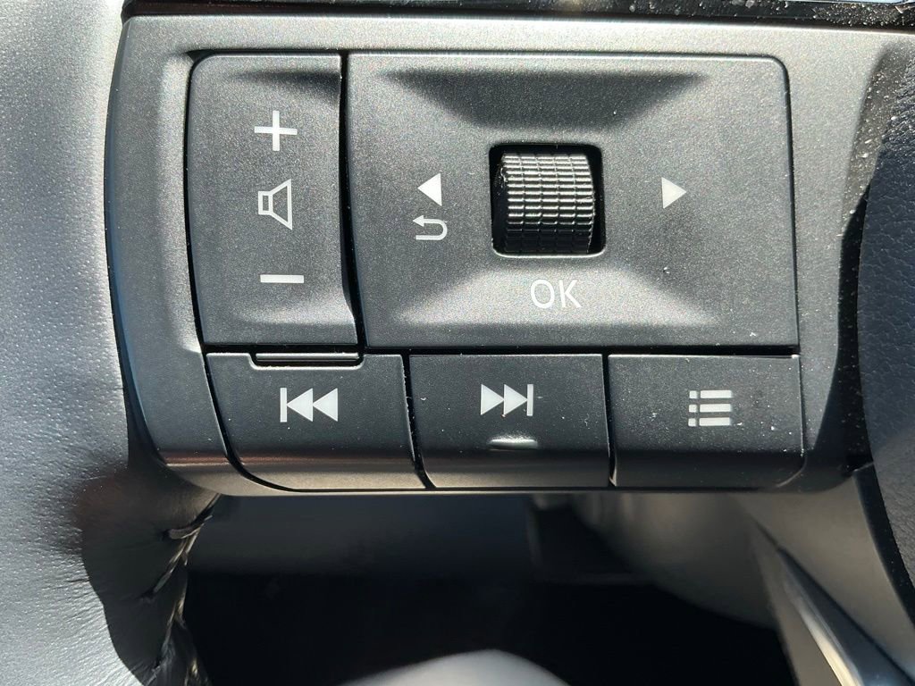 Used 2023 Nissan Pathfinder Platinum AWD/4WD image 19