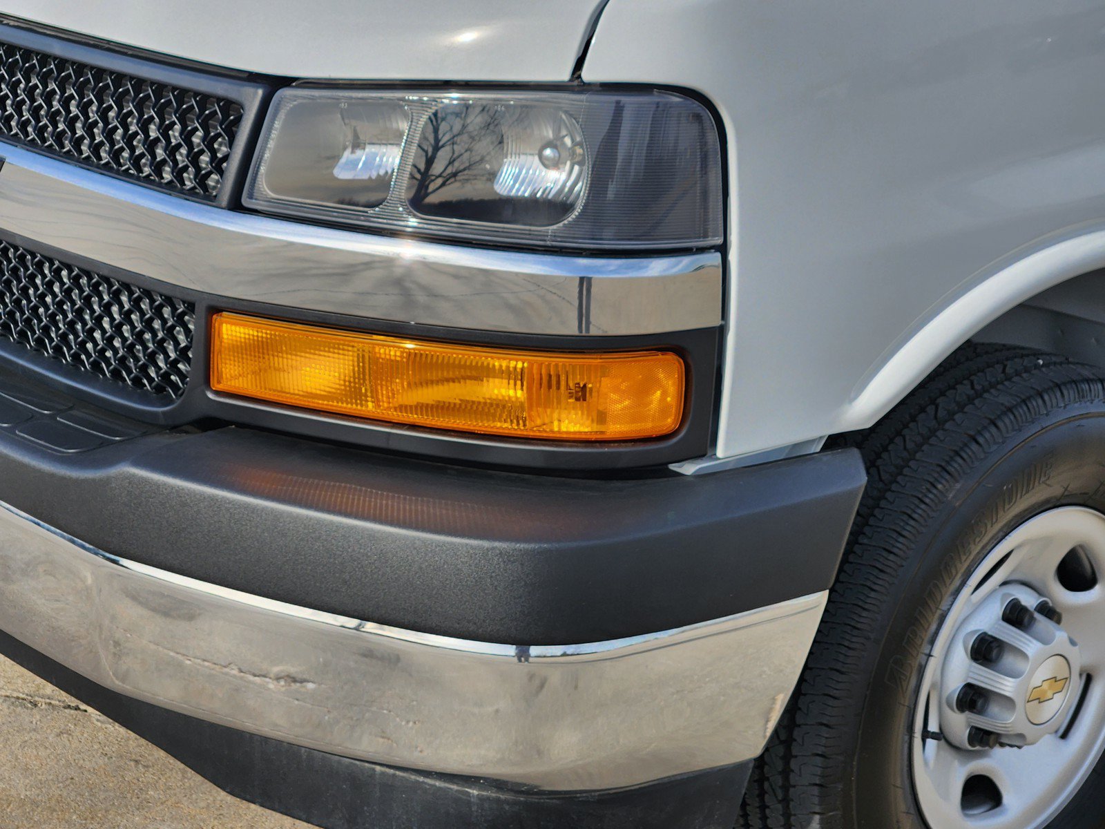 New 2025 Chevrolet Express 3500 w/ Power Convenience Package RWD image 6