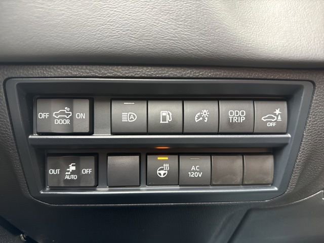 Used 2025 Toyota Tundra Platinum image 27