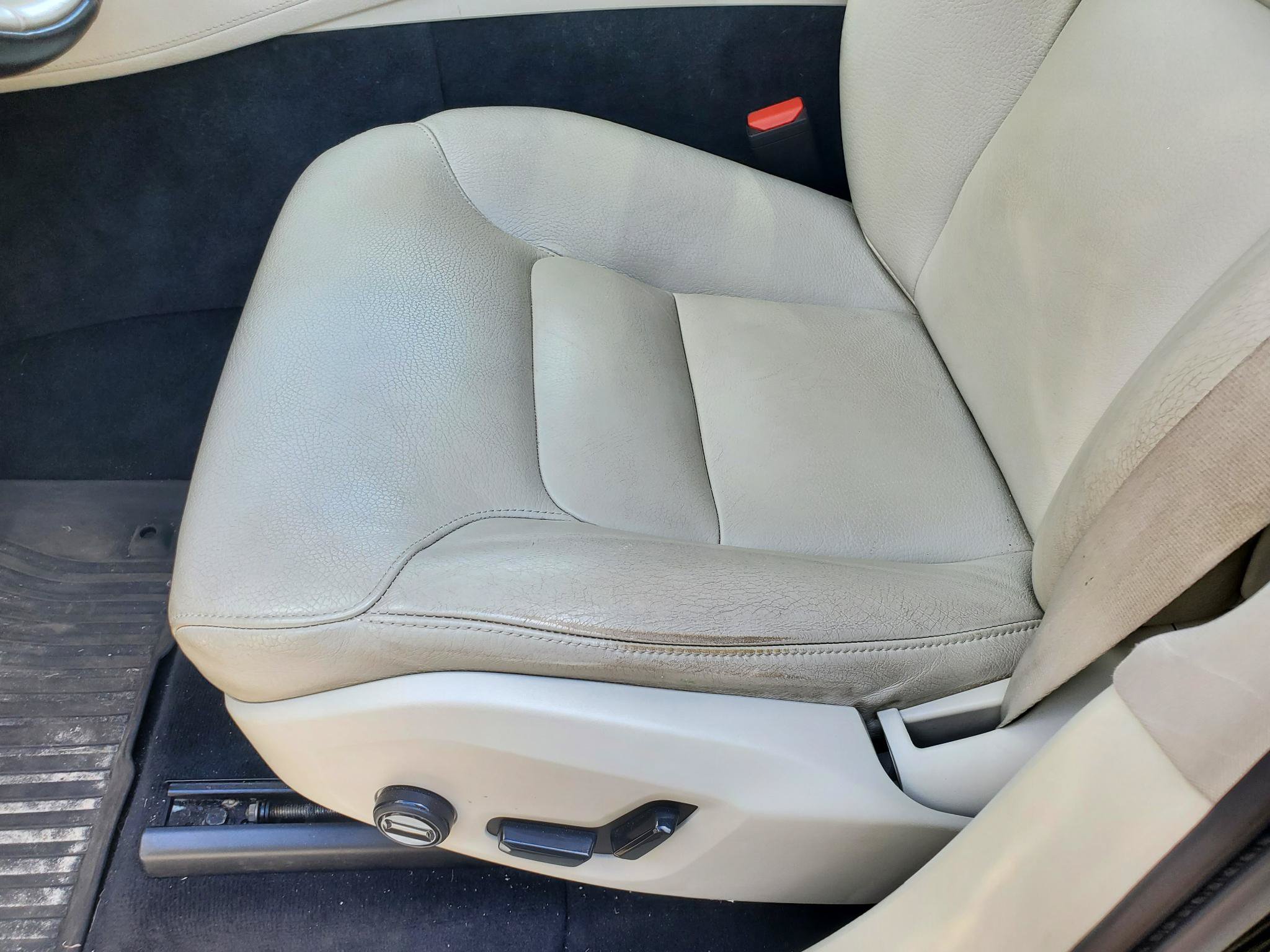 Used 2019 Volvo XC90 T5 Momentum AWD/4WD image 15