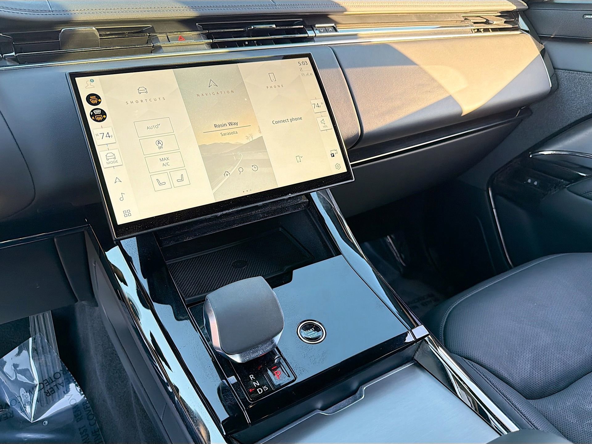 Used 2024 Land Rover Range Rover Sport SE image 30